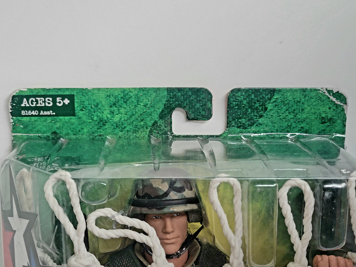G.I. Joe Marine Amphibious Assault Training (Caucasian) 12-Inch Action Figure