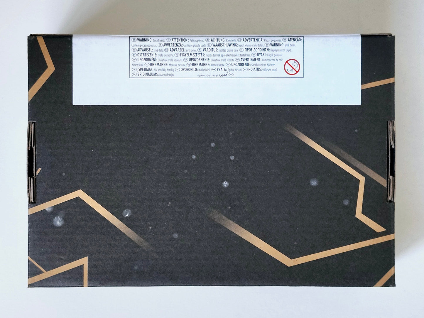 Transformers Generations Selects DK-2 Guard Legacy Deluxe Class 5.5-Inch Figure