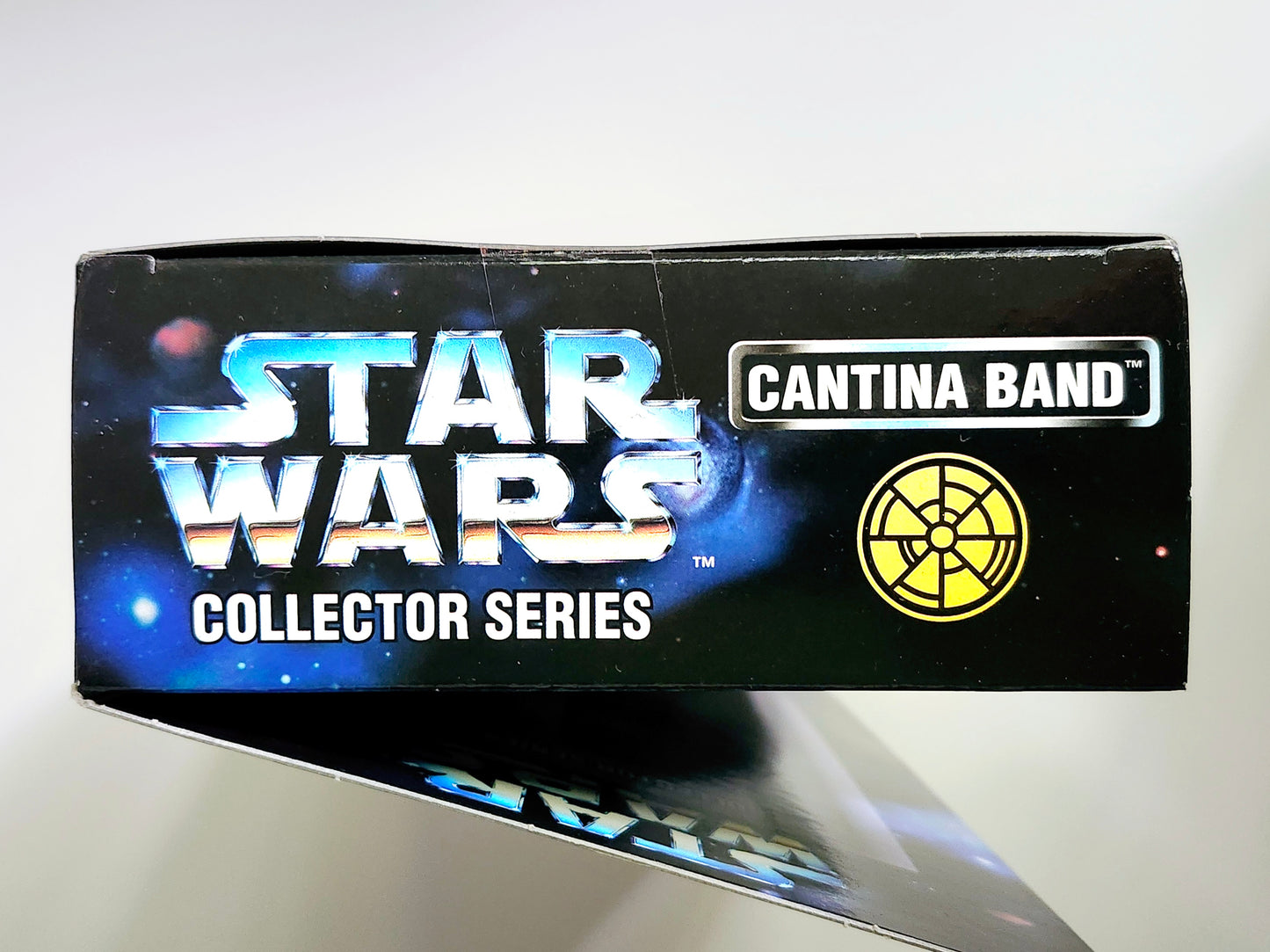 Star Wars Collector Series Cantina Band Member Figrin D'An 12-Inch Action Figure