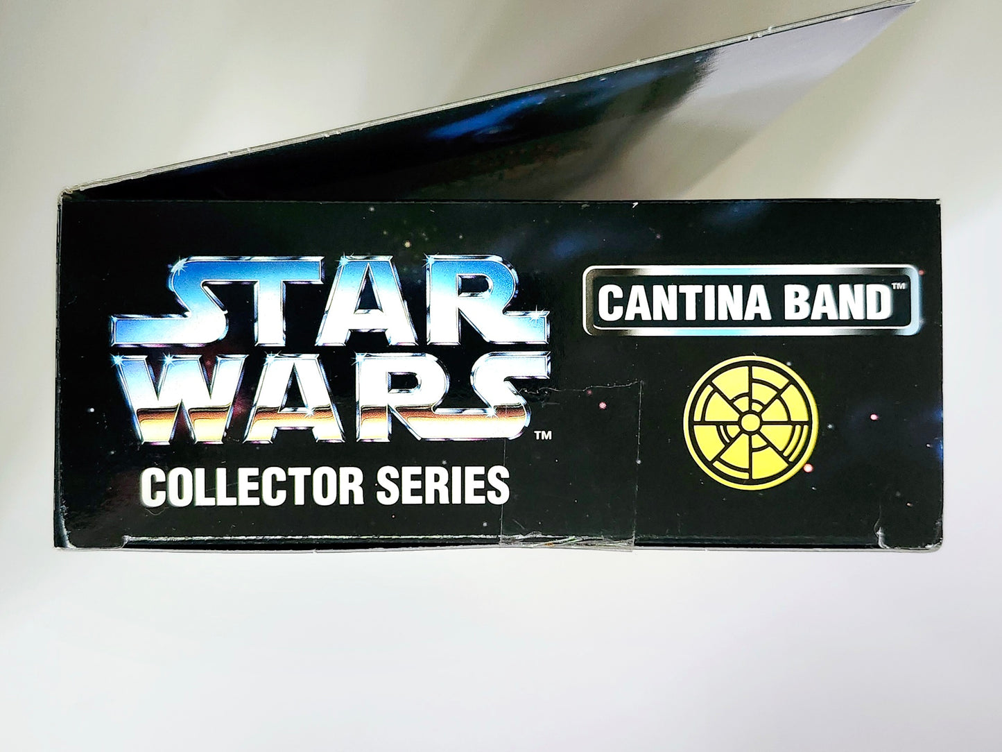 Star Wars Collector Series Cantina Band Member Ickabel 12-Inch Action Figure