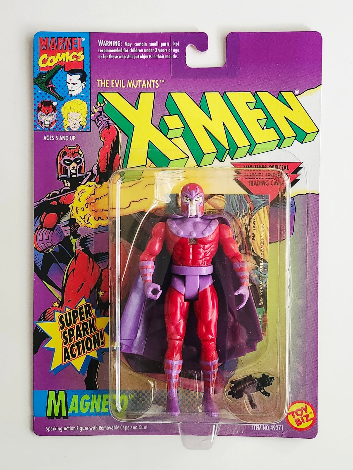 X-Men Magneto with Super Spark Action (Red Striped Gloves) 5-Inch Action Figure, 1993