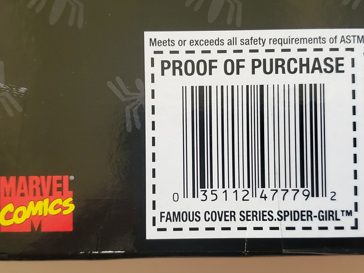 Marvel Famous Cover Series Exclusive Spider-Girl 8-Inch Action Figure