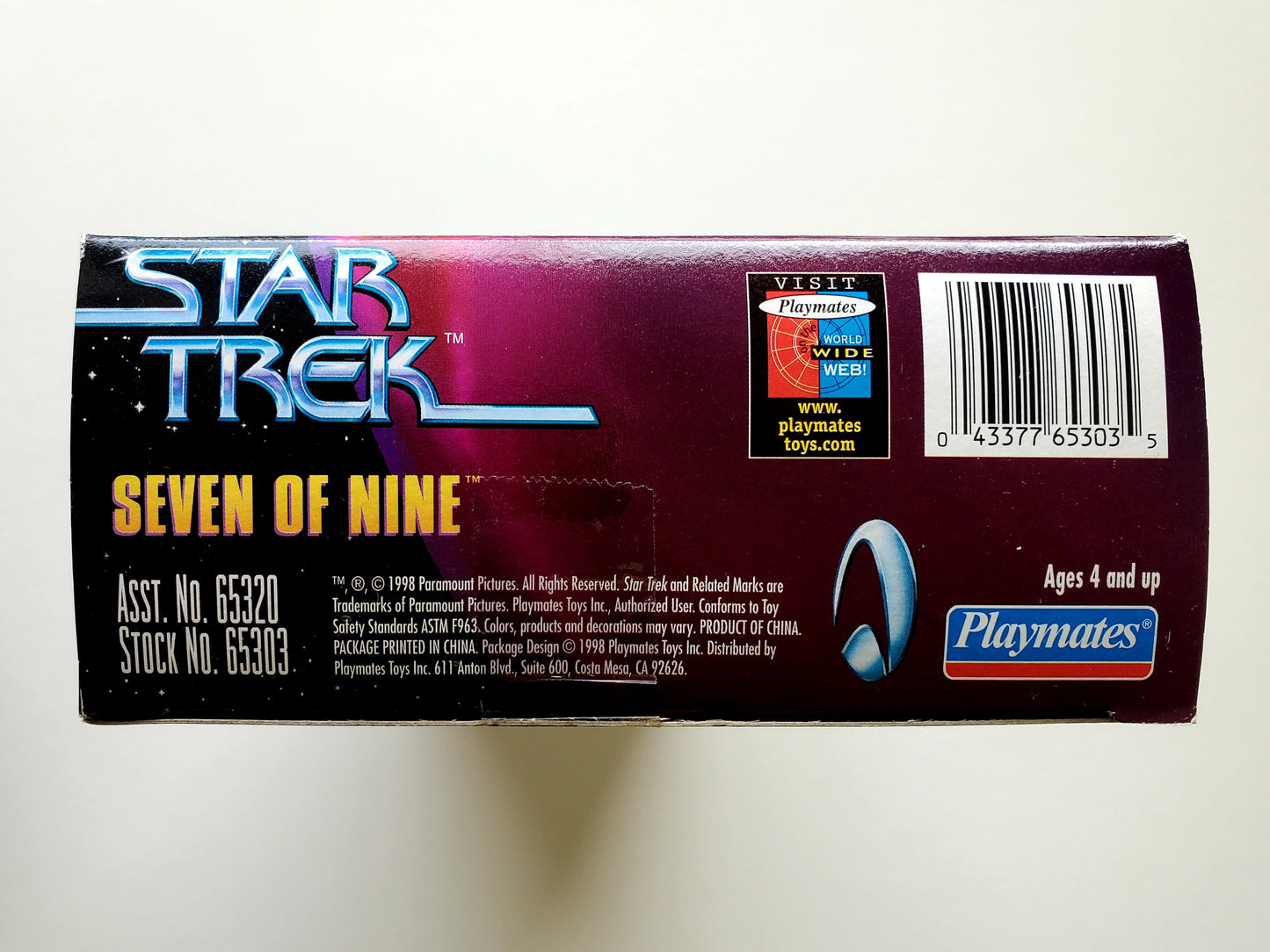 Star Trek Warp Factor Series 4 Seven of Nine 9-Inch Action Figure