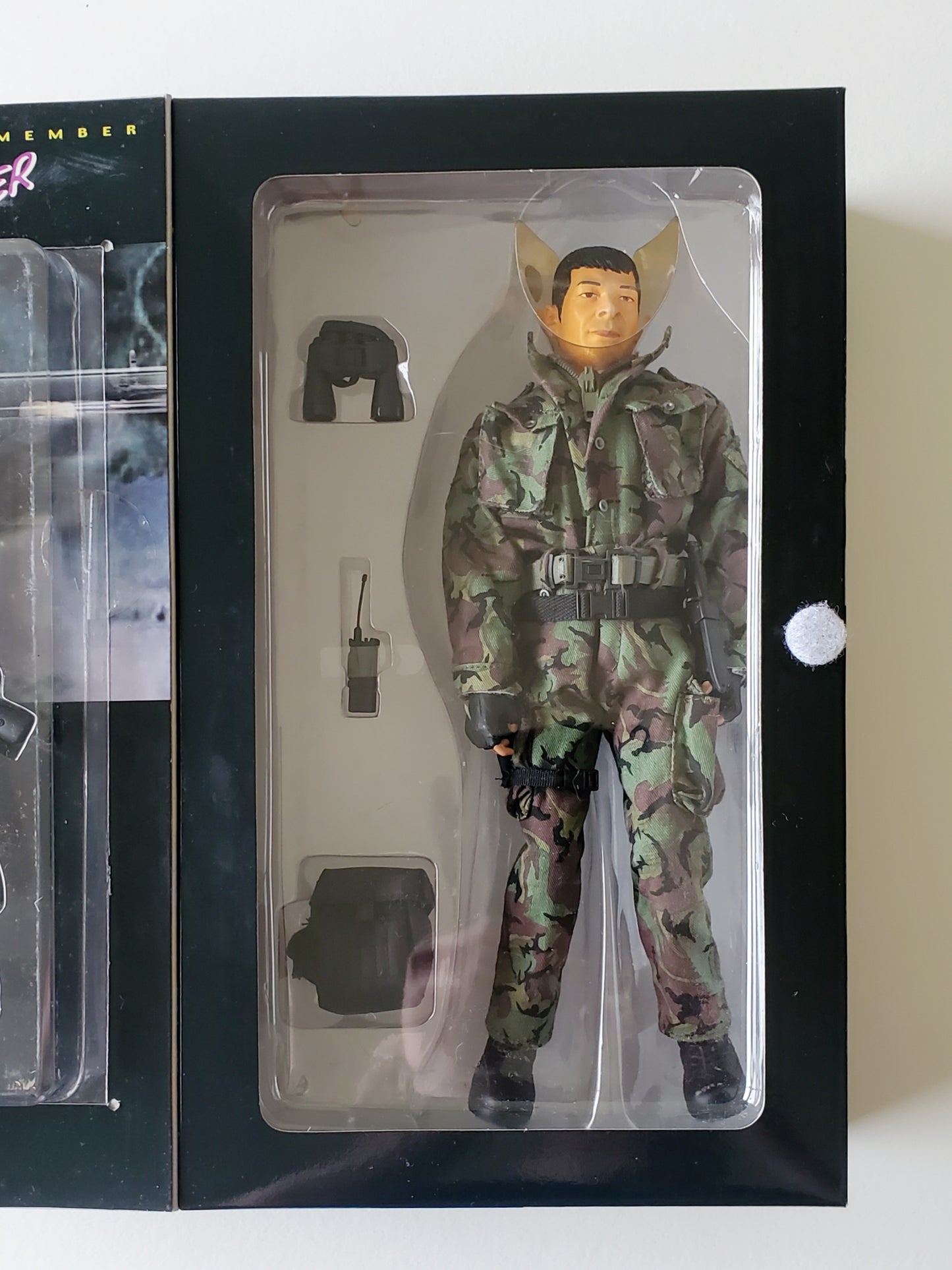 Dragon Hong Kong Police S.D.U. (Special Duties Unit) "Lam" 12-Inch Action Figure