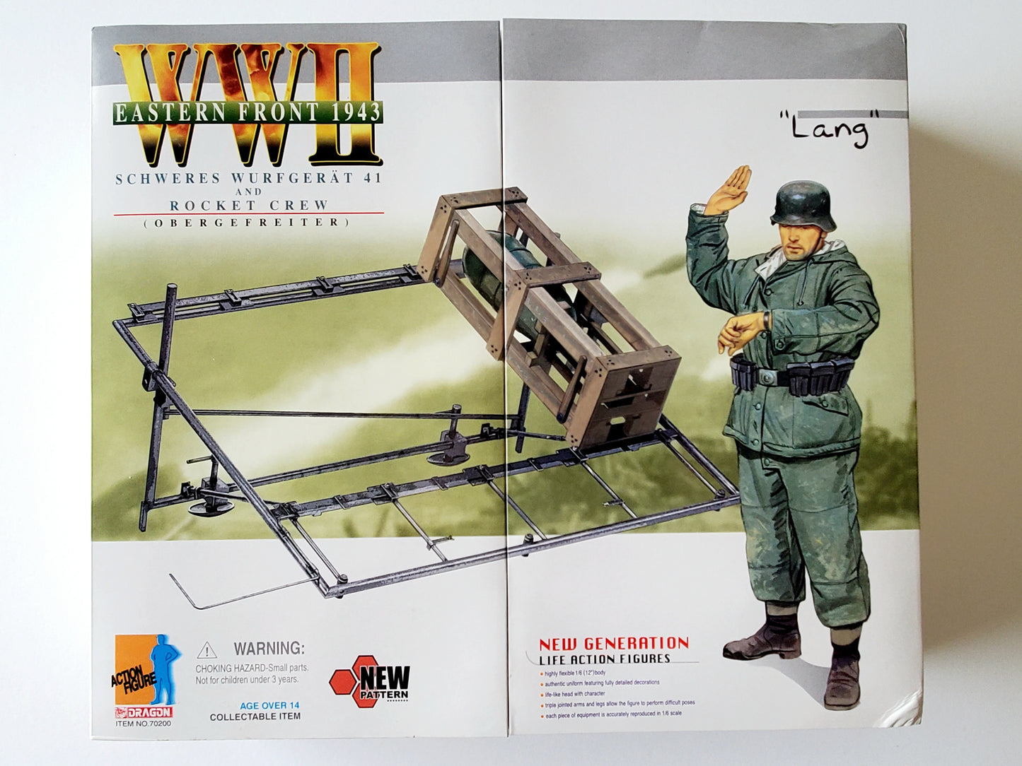 Dragon WWII Eastern Front 1943 Schweres Wurfgerat 41 and Rocket Crew (Obergefreiter) “Lang” 12-Inch Action Figure Set