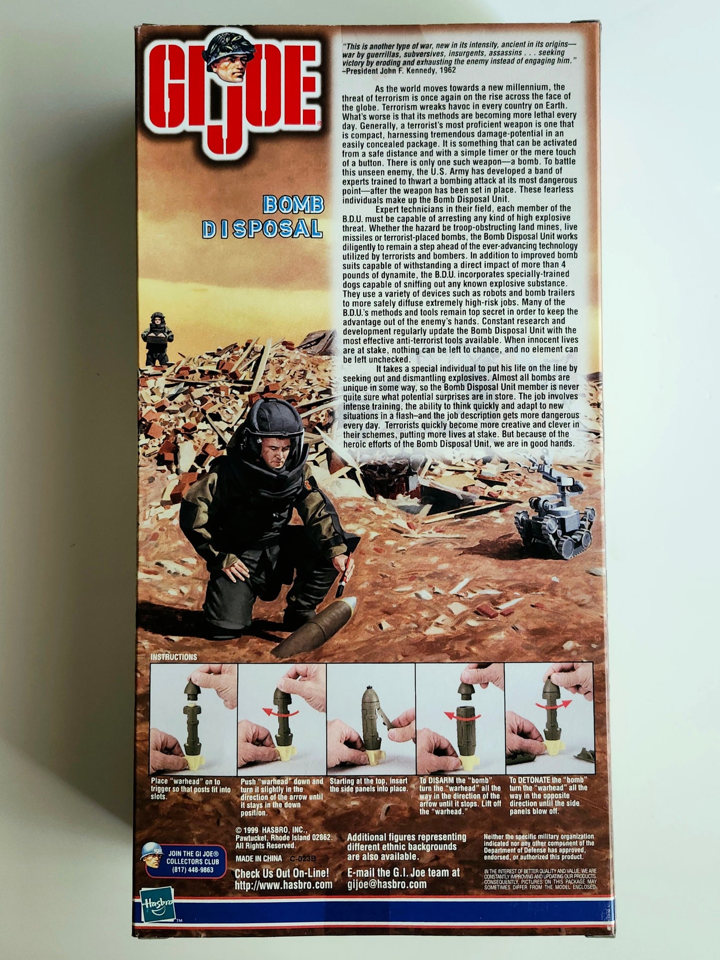 G.I. Joe Bomb Disposal (Caucasian) 12-Inch Action Figure