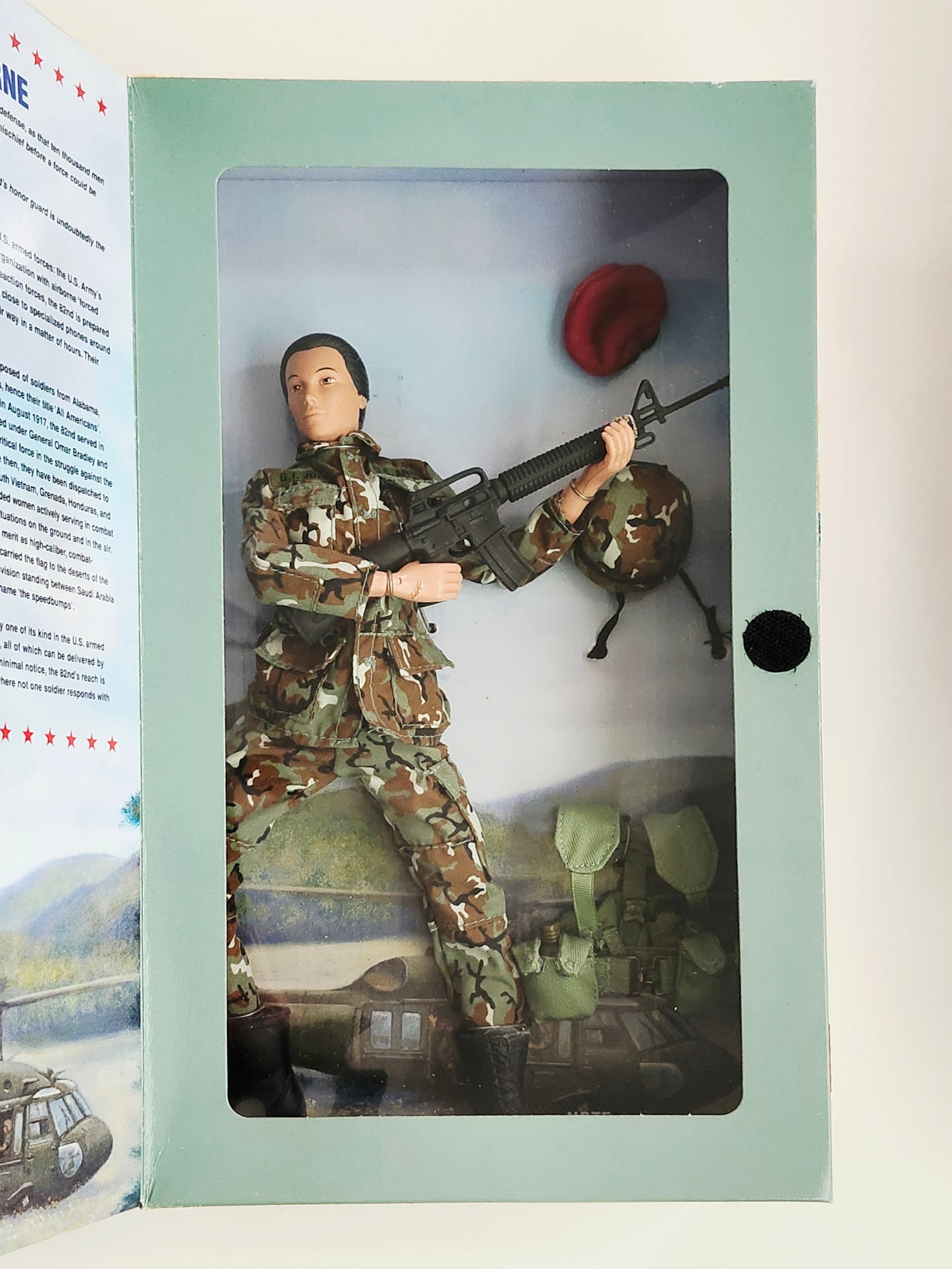 G.I. Joe Classic Collection G.I. Jane U.S. 82nd Airborne (Caucasian) 12-Inch Action Figure