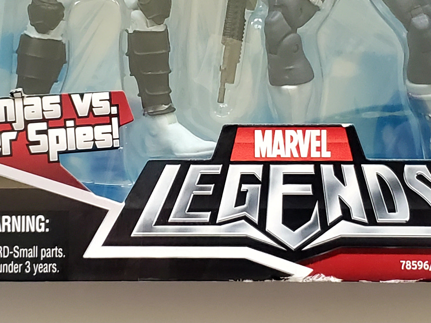 Marvel Legends Ninjas vs. Super Spies (Hand Ninja & Dum Dum Dugan)