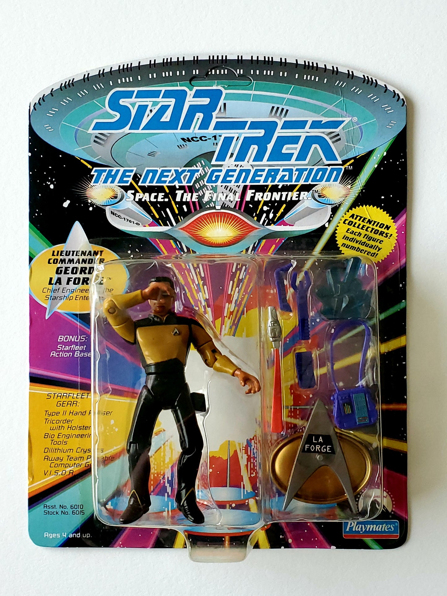 Star Trek: The Next Generation Lt. Cmdr. Geordi La Forge with a Removable Visor Action Figure (Running Change Variant)